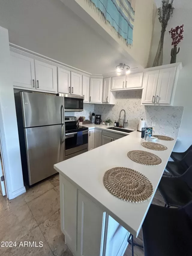 MLS: 6736245 Condo For Sale