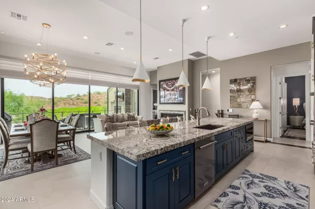 MLS: 6736627 Condo For Sale