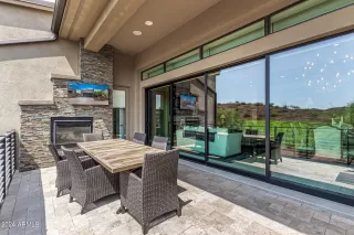 Photo #3: 6736627 Listing