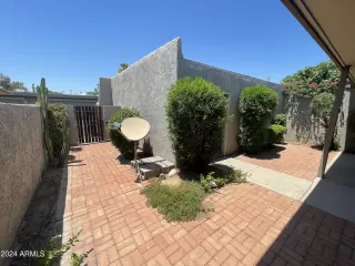 Photo #5: 6736723 Listing 