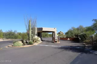 Photo #1: 6736776 Listing