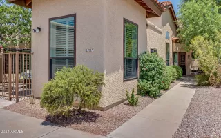Photo #2: 6736992 Listing