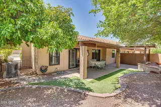 Photo #5: 6736992 Listing