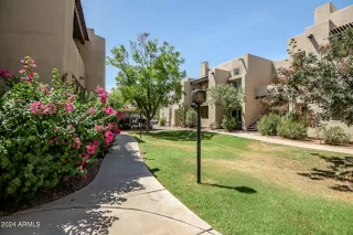 Photo #1: 6737053 Listing 