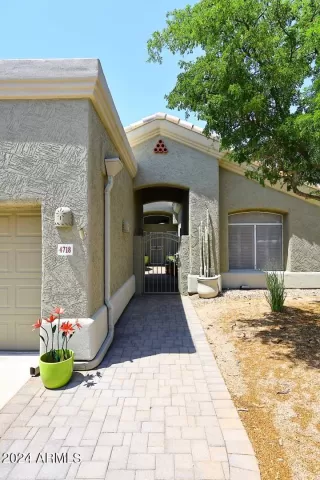 Photo #3: 6737162 Listing