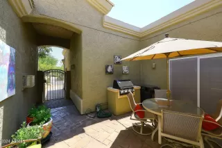 Photo #5: 6737162 Listing