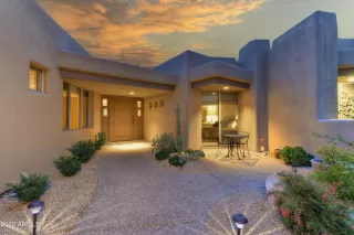 Photo #2: 6737304 Listing