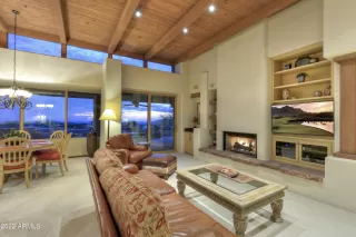 Photo #3: 6737304 Listing