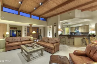 Photo #4: 6737304 Listing