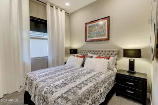 Photo #5: 6737694 Listing