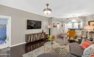 Photo #4: 6738197 Listing