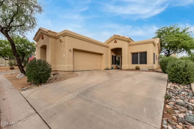 MLS: 6738340 Condo For Sale