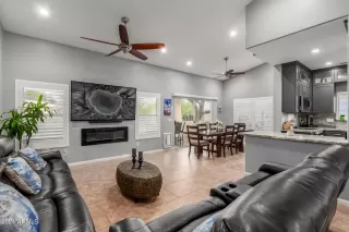 Photo #4: 6738340 Listing