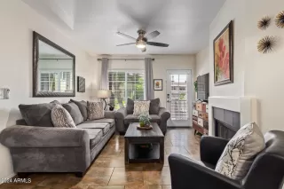 Photo #2: 6738380 Listing 