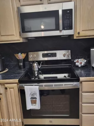 Photo #3: 6738534 Listing