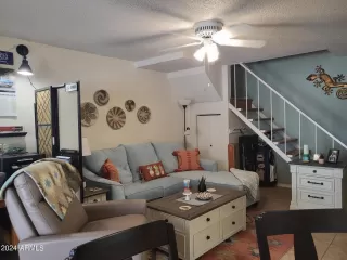 Photo #5: 6738534 Listing