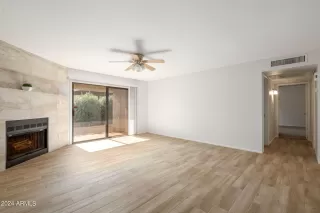 Photo #2: 6738997 Listing