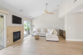 Photo #4: 6739654 Listing