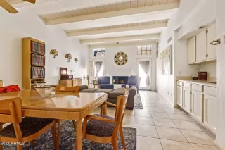 Photo #3: 6739726 Listing