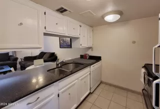 Photo #3: 6739732 Listing 