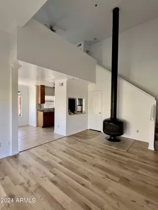 Photo #1: 6740077 Listing 