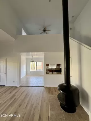 Photo #2: 6740077 Listing 