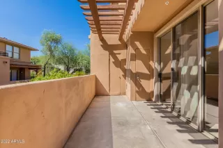 Photo #6: 6740309 Listing