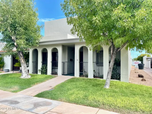 MLS: 6740600 Condo For Sale