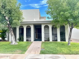 Photo #1: 6740600 Listing