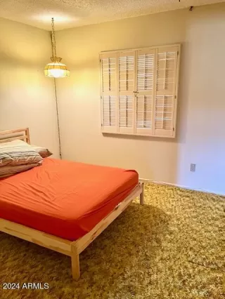 Photo #5: 6740600 Listing