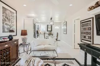 Photo #5: 6740681 Listing 