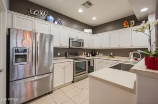 Photo #6: 6740960 Listing 