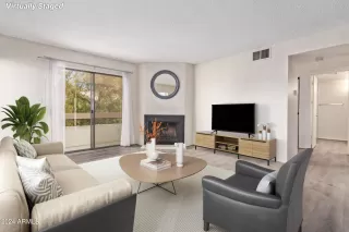 Photo #5: 6741349 Listing 