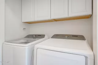 Photo #5: 6741371 Listing