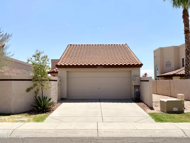 MLS: 6741566 Condo For Sale