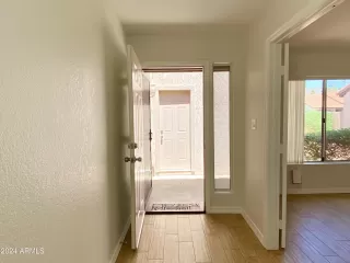 Photo #4: 6741566 Listing 