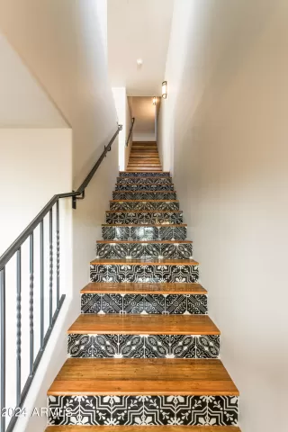 Photo #4: 6741615 Listing
