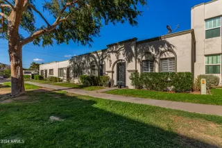 Photo #1: 6742112 Listing 