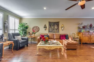 Photo #4: 6742112 Listing 