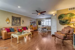 Photo #6: 6742112 Listing 