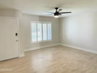 Photo #3: 6742126 Listing