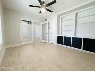 Photo #6: 6742126 Listing