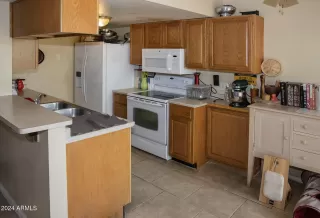 Photo #2: 6742134 Listing