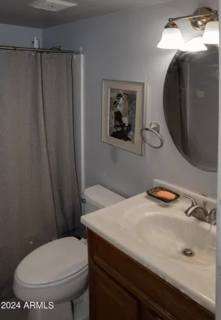 Photo #4: 6742134 Listing