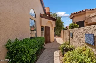Photo #1: 6742459 Listing