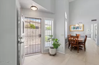 Photo #2: 6742459 Listing