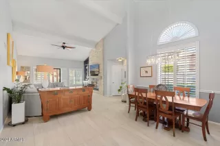 Photo #3: 6742459 Listing