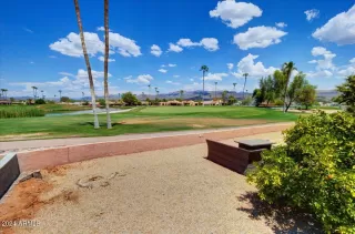 Photo #5: 6742460 Listing