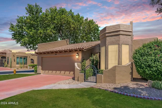 MLS: 6742577 Condo For Sale