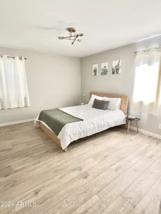 Photo #4: 6742602 Listing